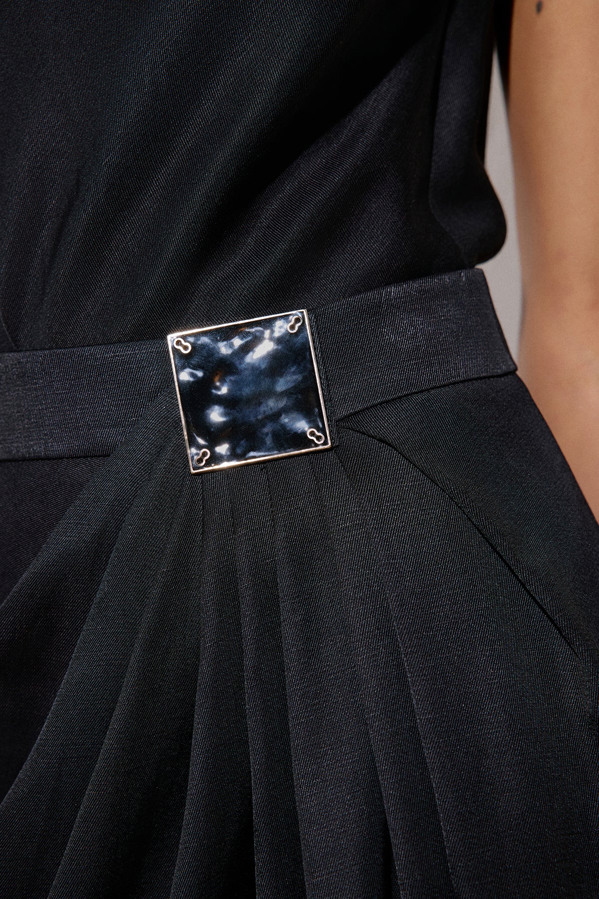 Accessory Detailed Mini Skirt