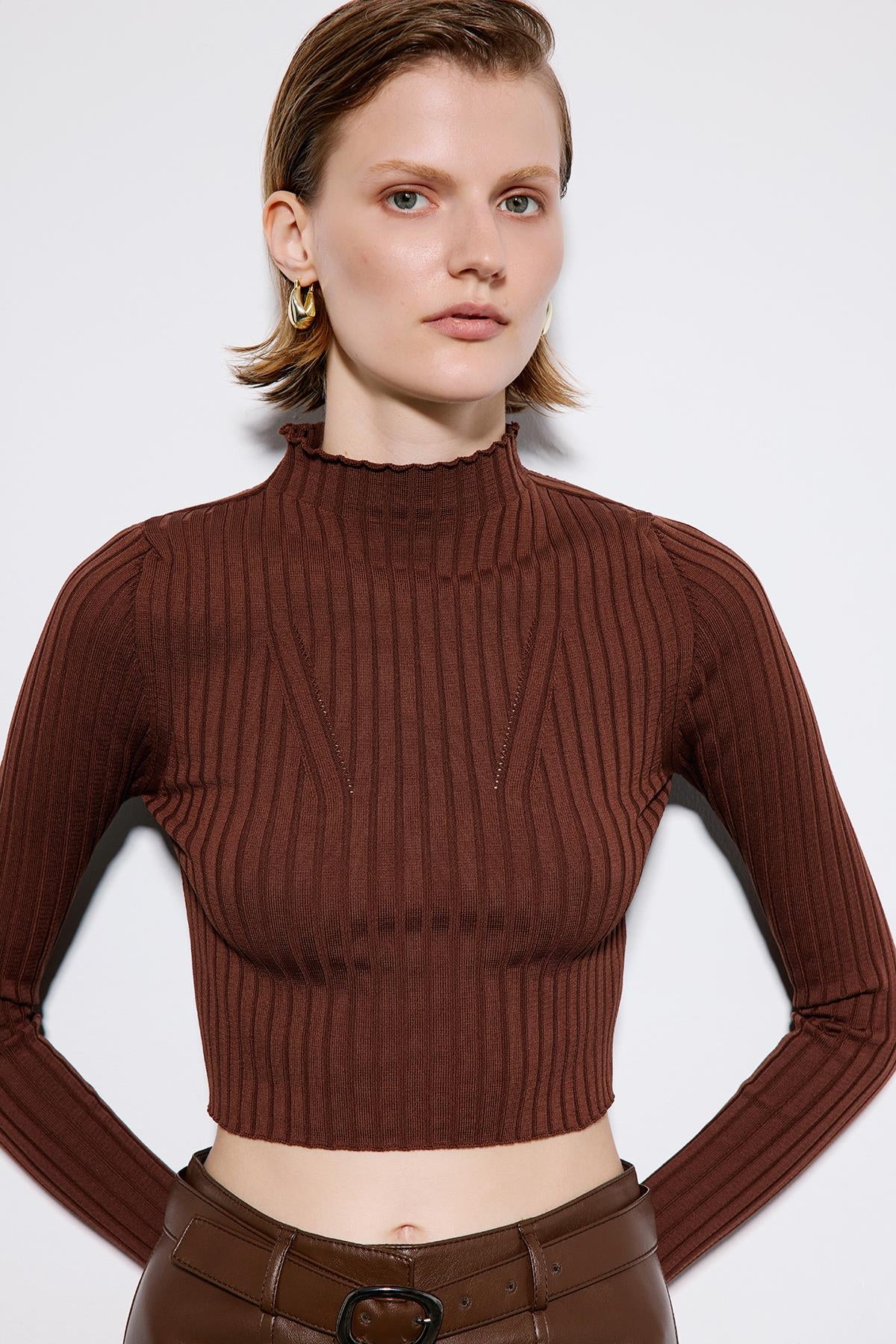 Leather Trousers With Metal Buckle