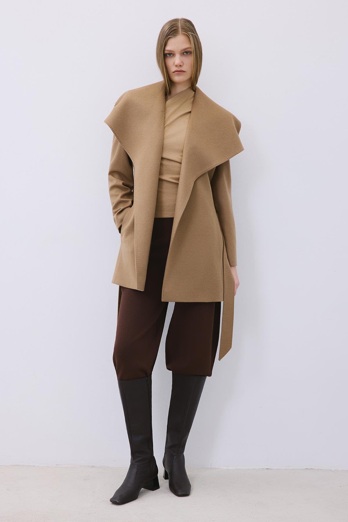 Cashmere Coat with Wide Collar and Belt