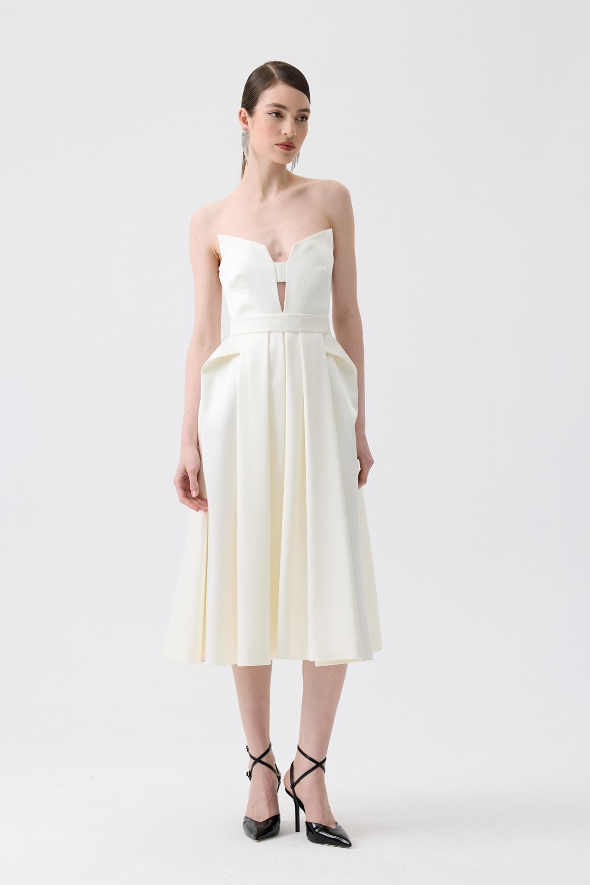 Chest Cut-Out Midi Dress