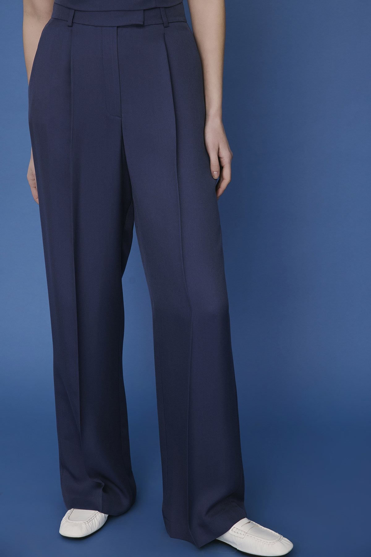 Crease Detail Pleated Wide Leg Pants
