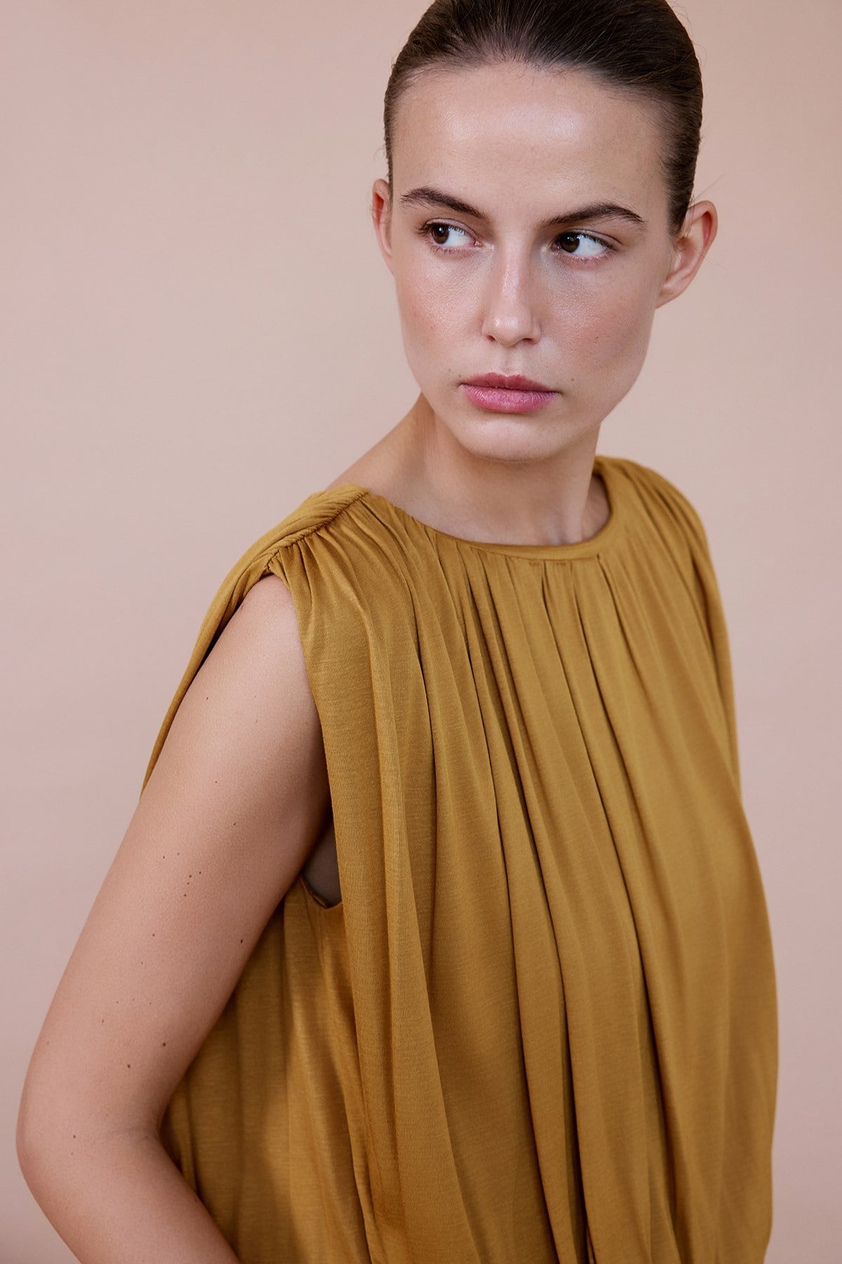 Crew Neck Knitted Tobacco Blouse
