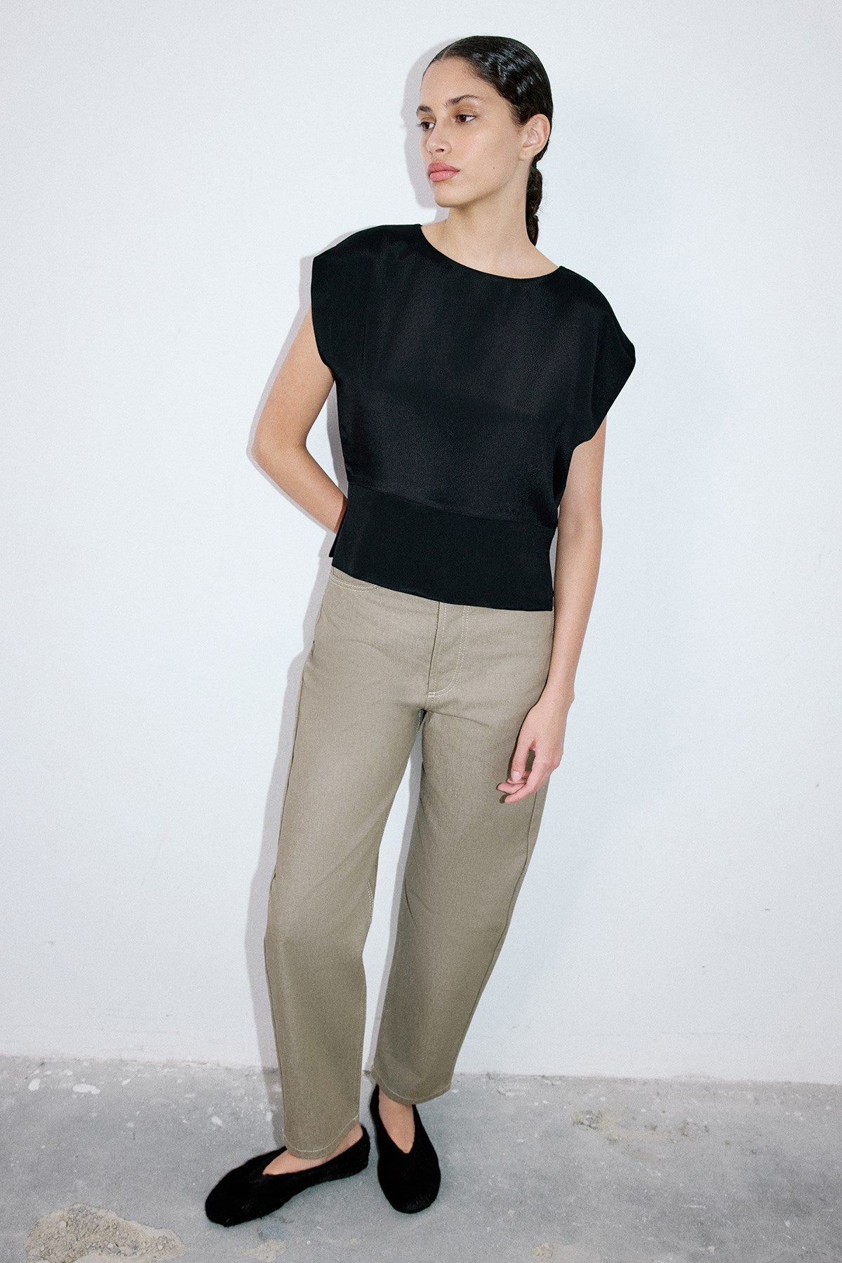 Crew Neck Satin Side Slit Blouse