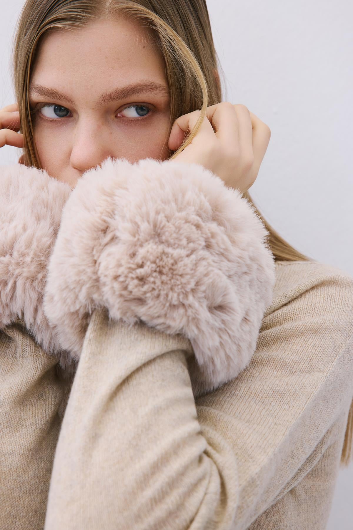 Fluffy Beige Faux Fur Cuffs