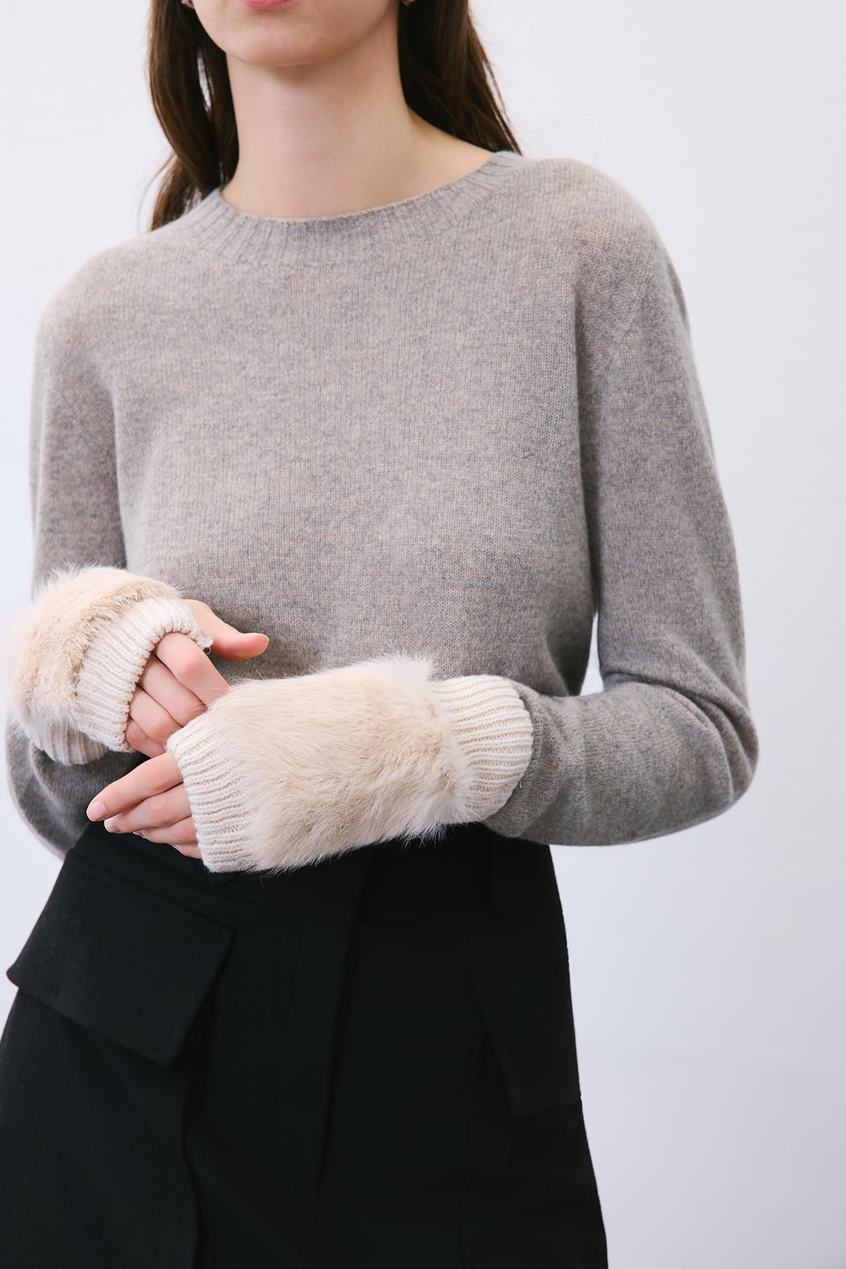 Fluffy Knit Gloves