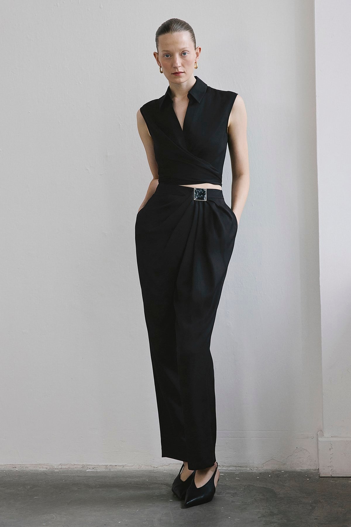 Front Pleated Linen Blend Trousers