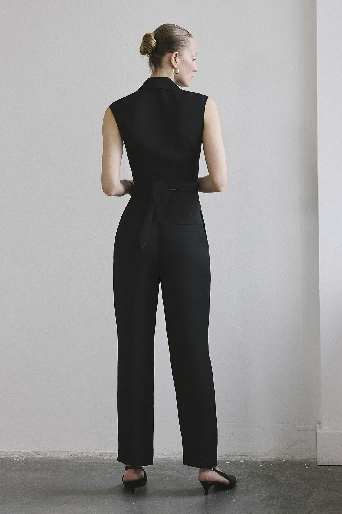 Front Pleated Linen Blend Trousers