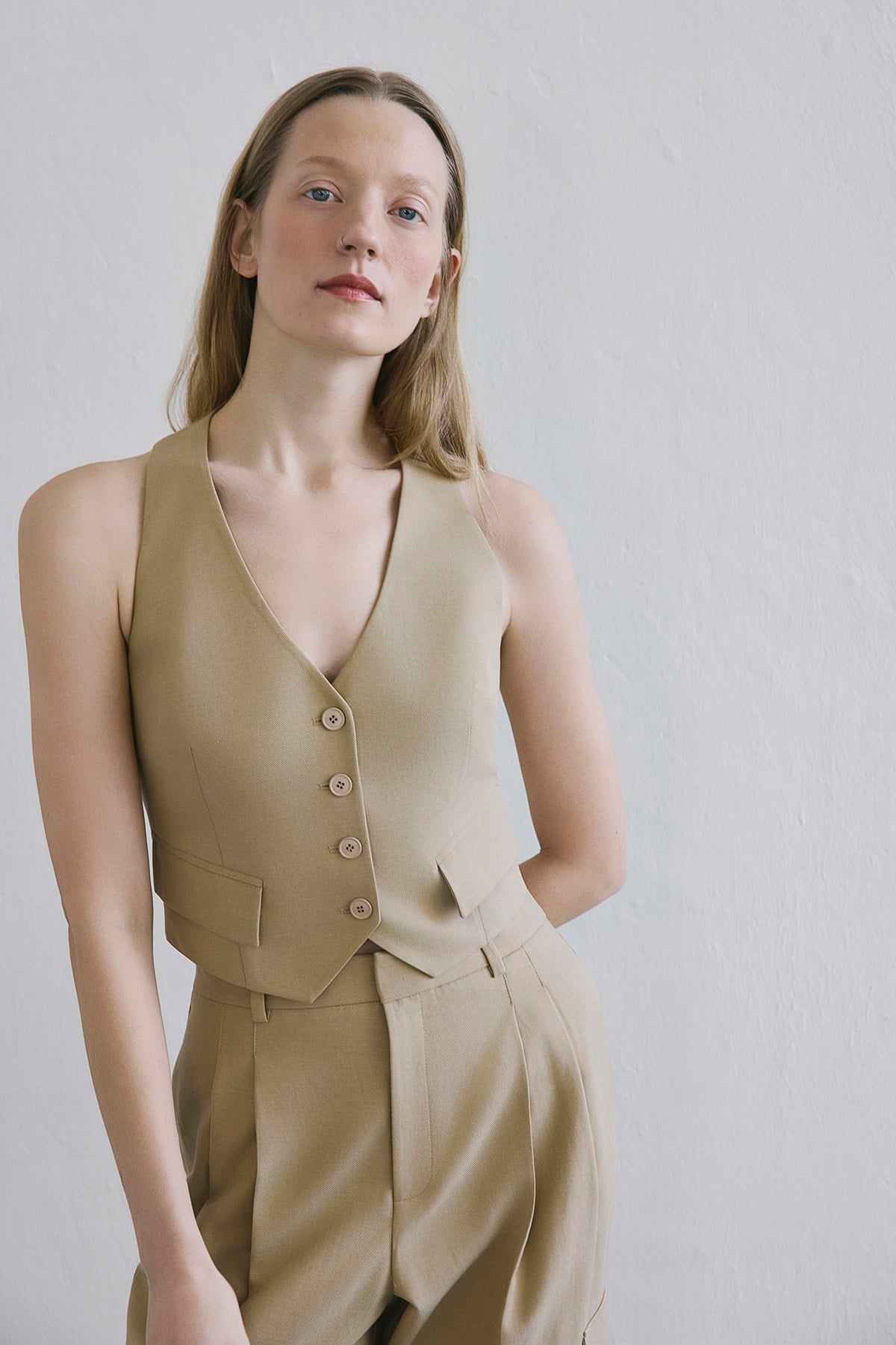 Linen Button Front Short Vest