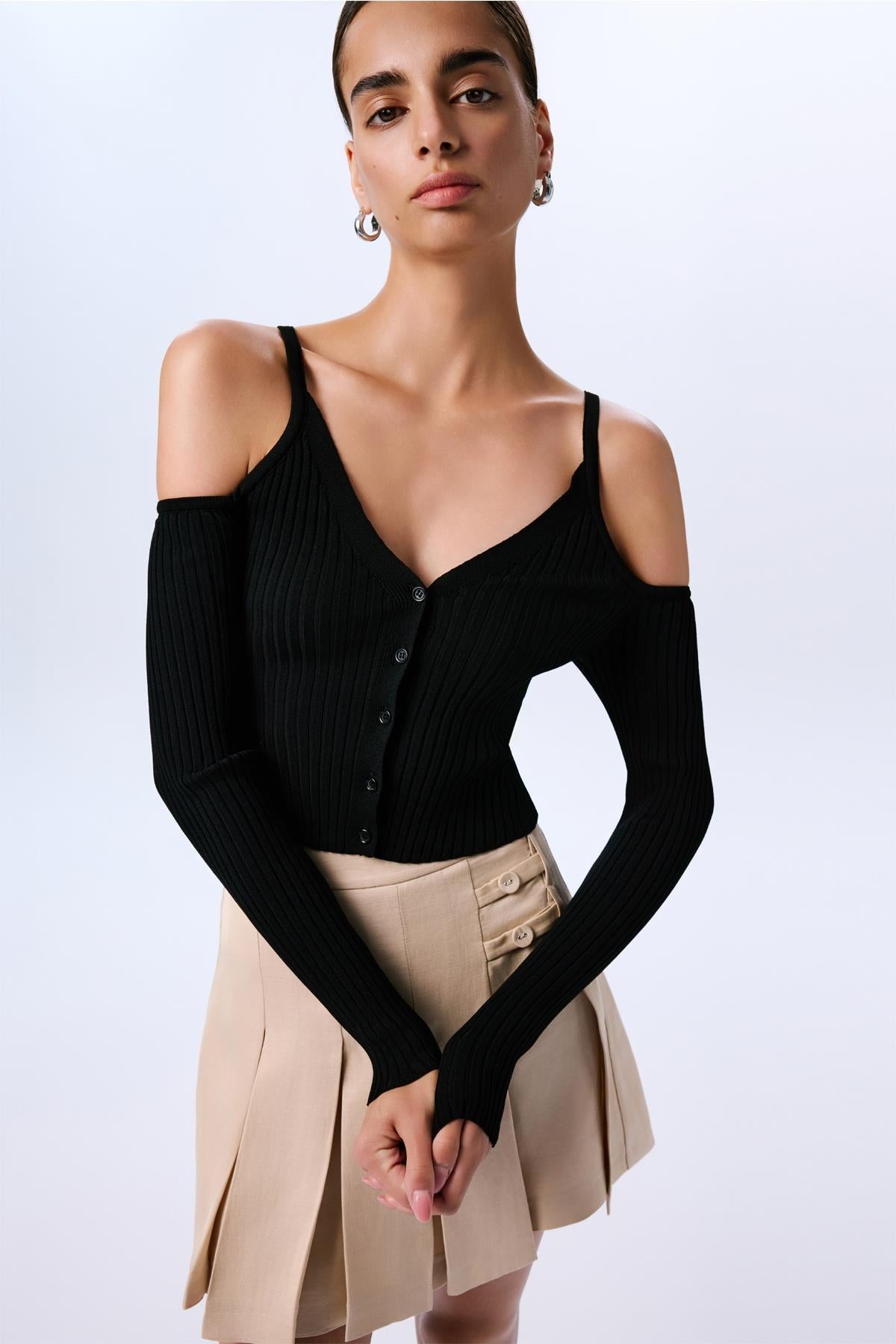 Shoulder Cutout Crop Blouse