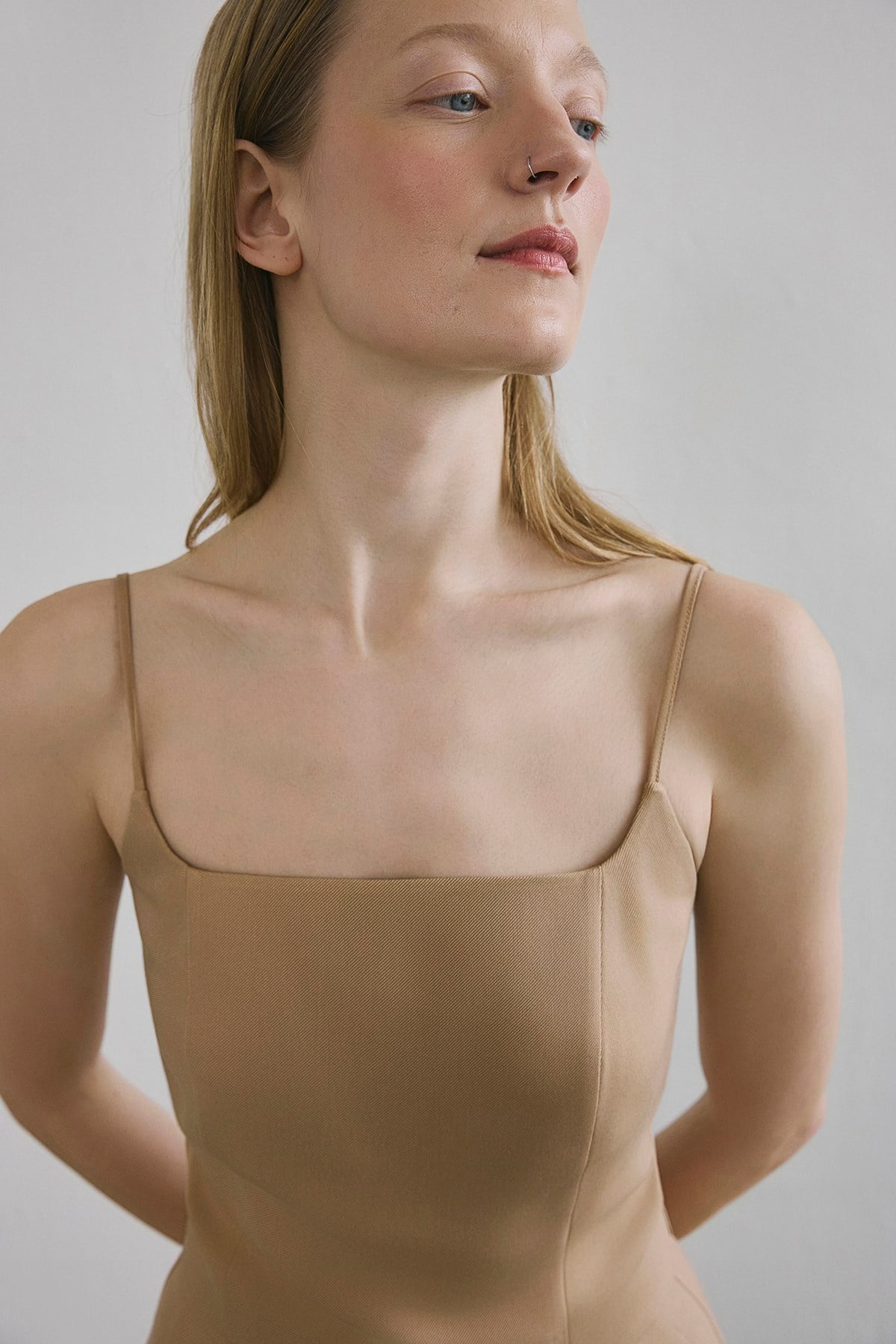 Sleeveless Back Zipper Blouse