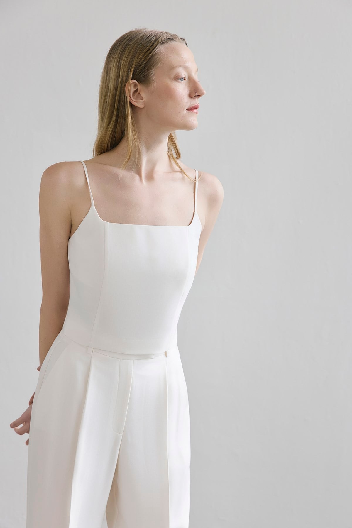 Sleeveless Back Zipper Blouse