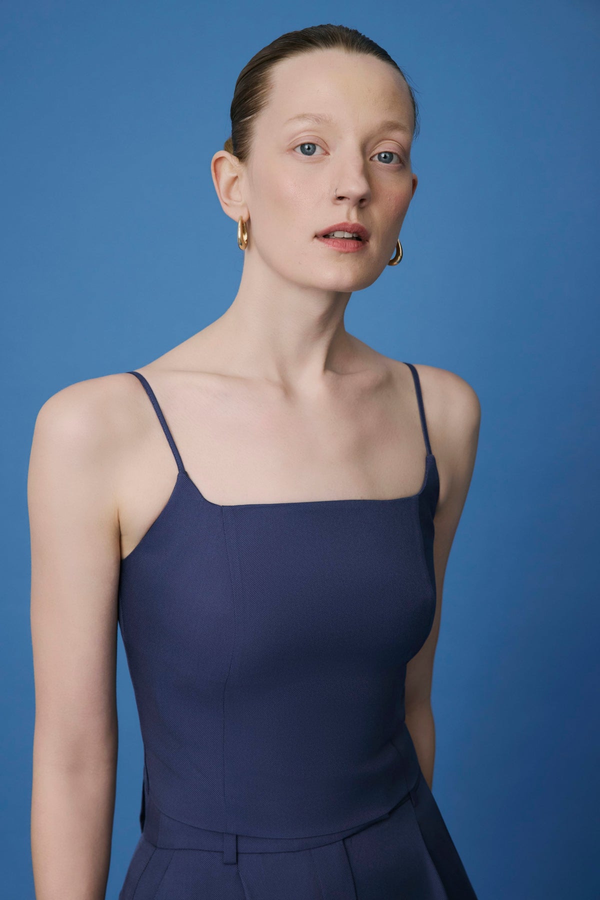 Sleeveless Back Zipper Blouse