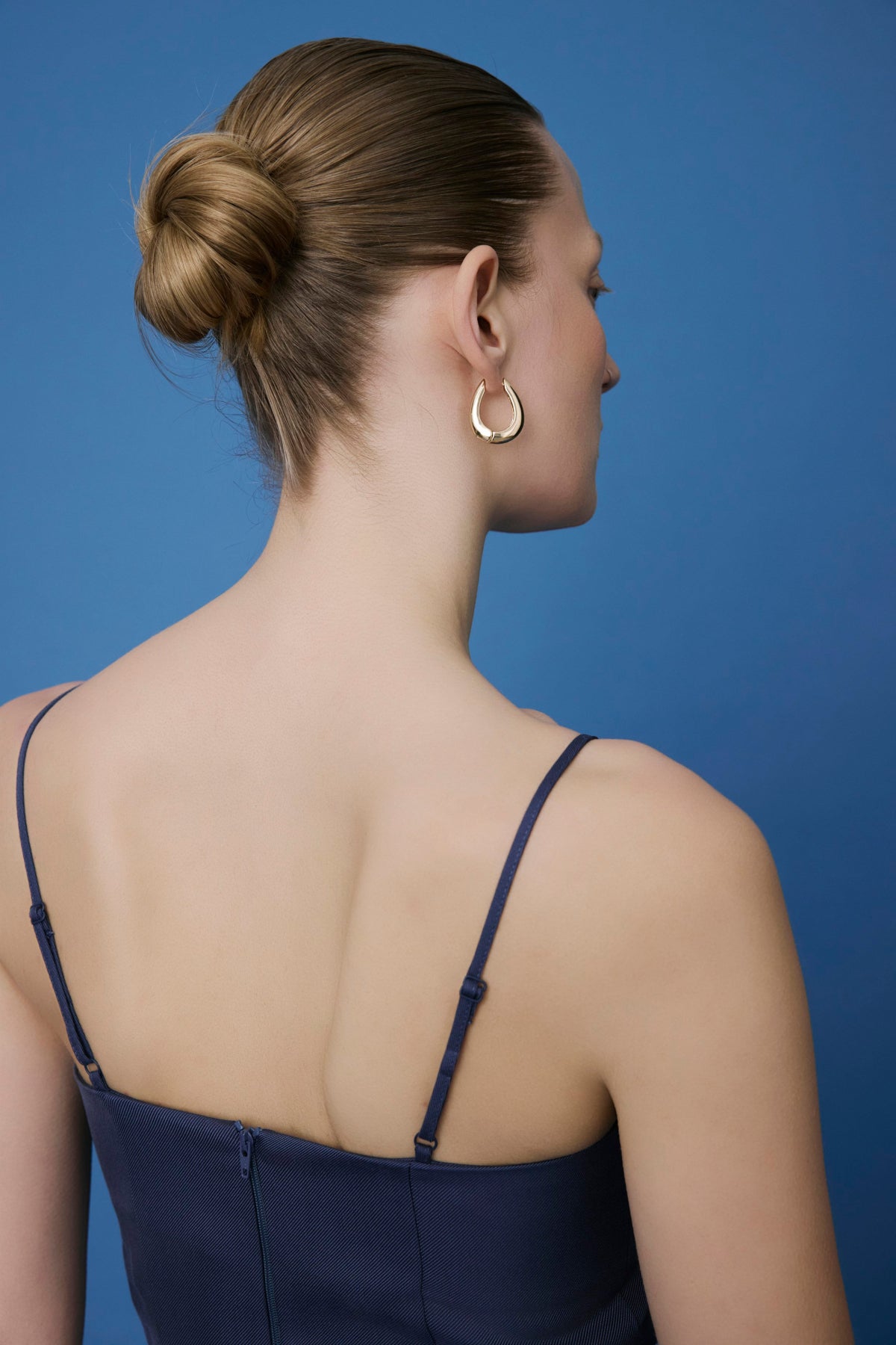 Sleeveless Back Zipper Blouse