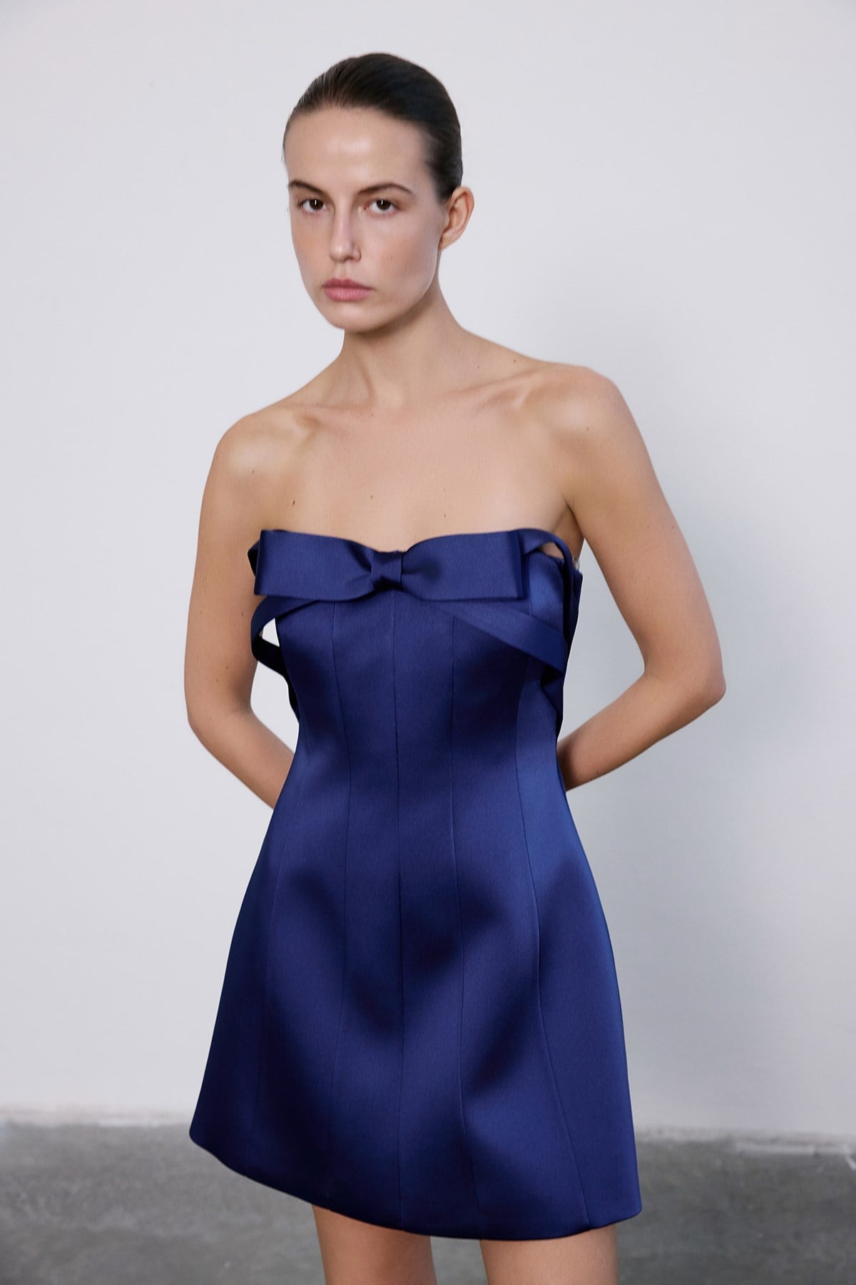Strapless Bow Detail Mini Dress