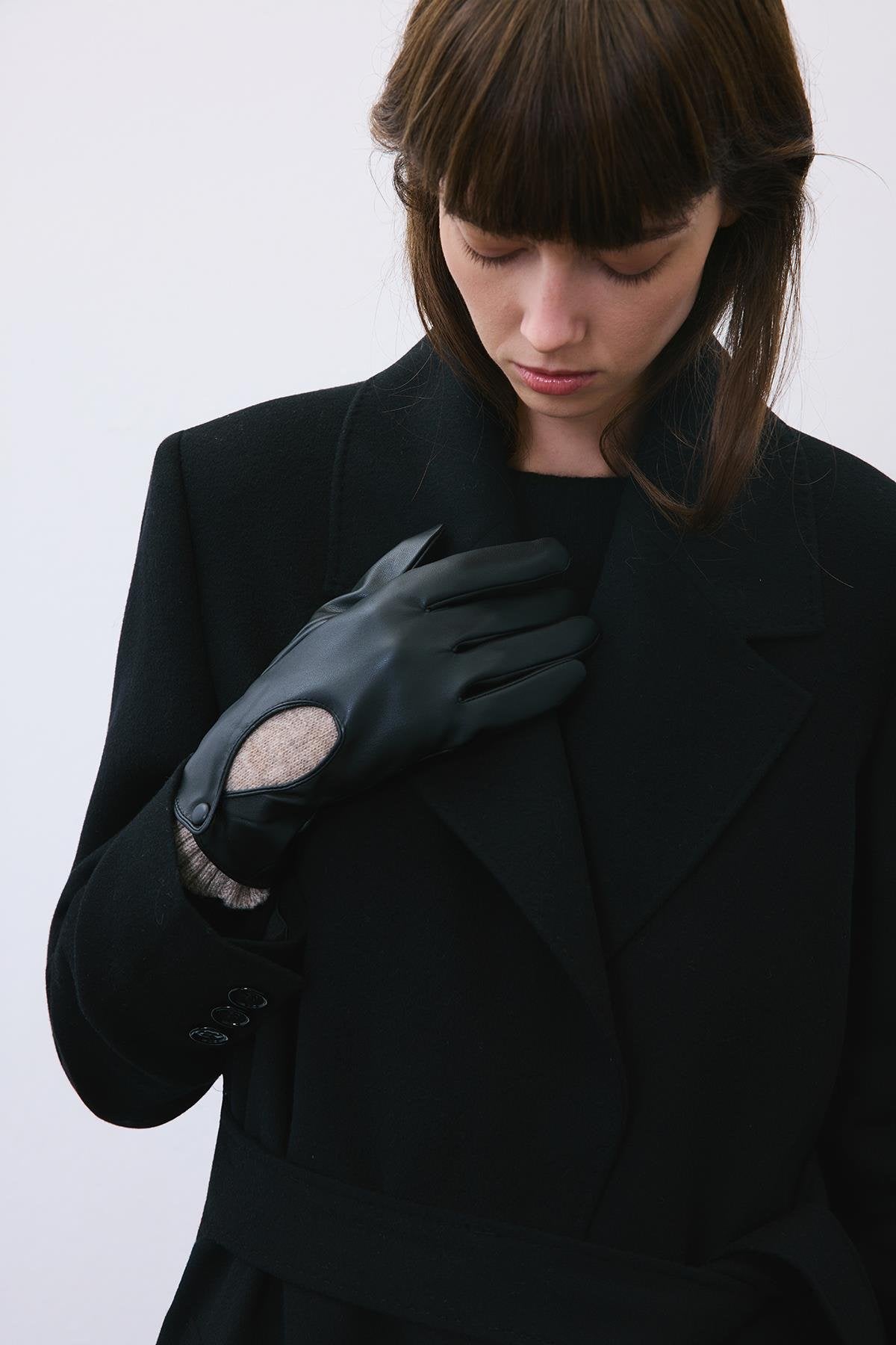 Textured Faux Leather Gloves