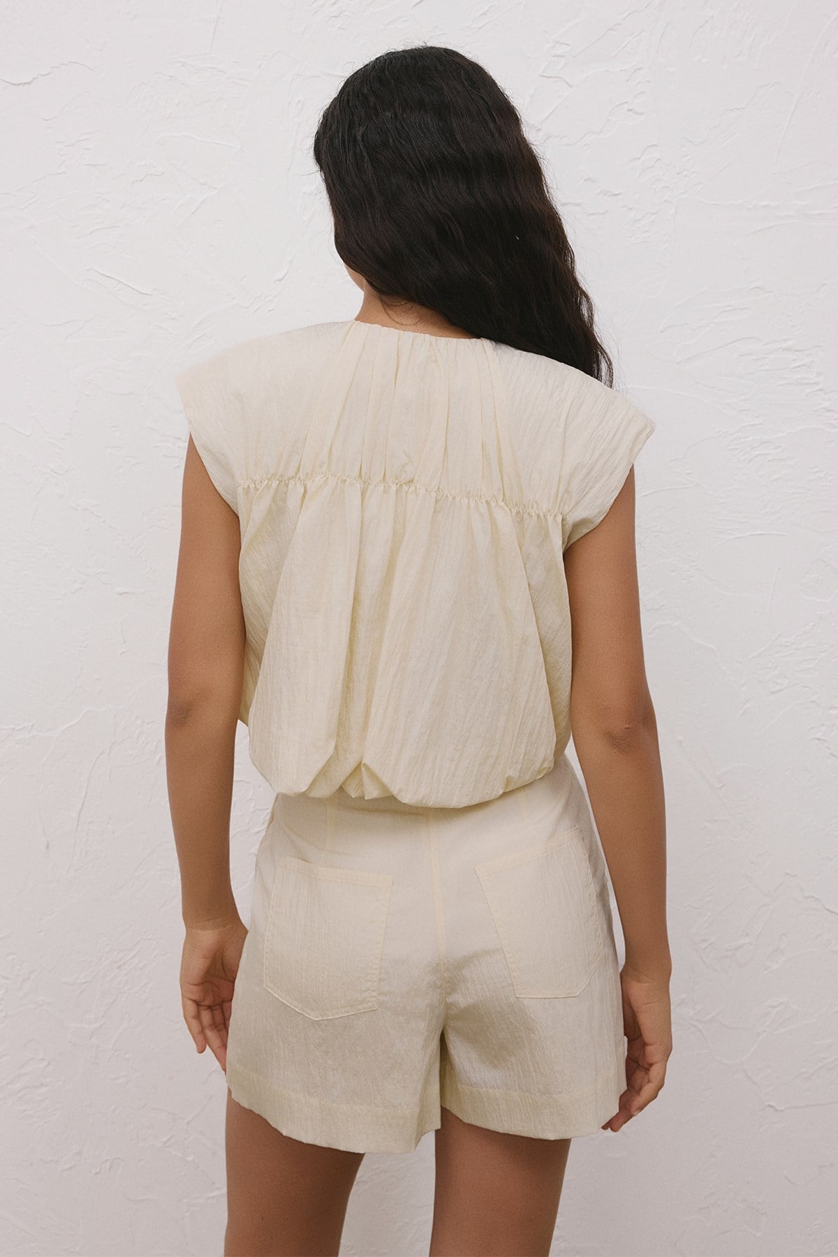Ecru Zippered Short Sleeve Vest