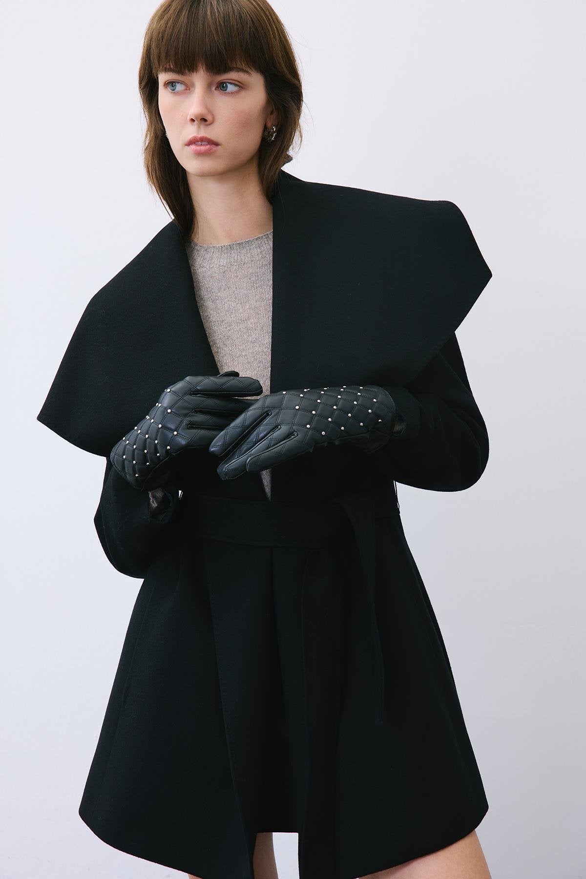Accessory Detailed  Faux Leather Gloves