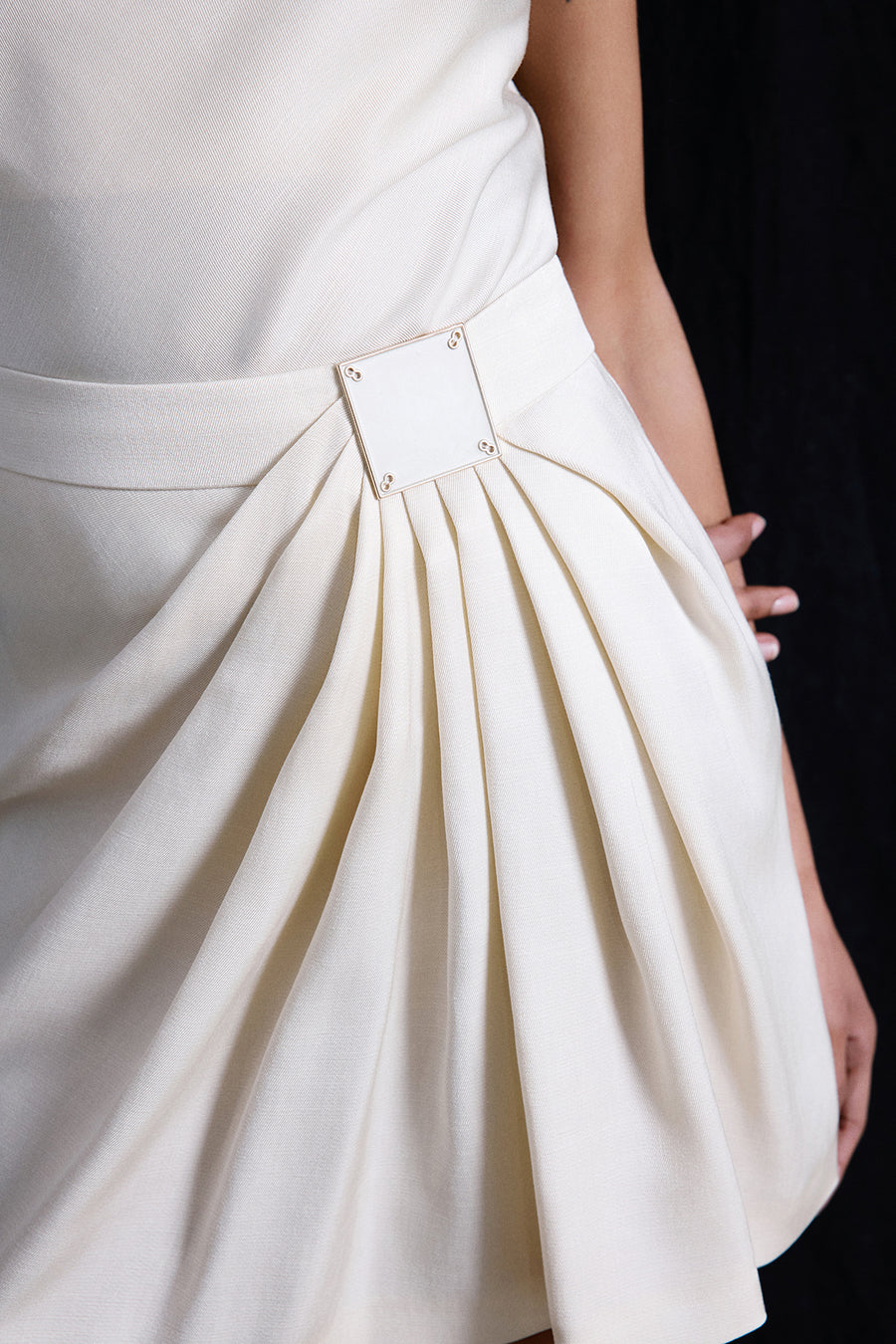 Accessory Detailed Mini  Skirt