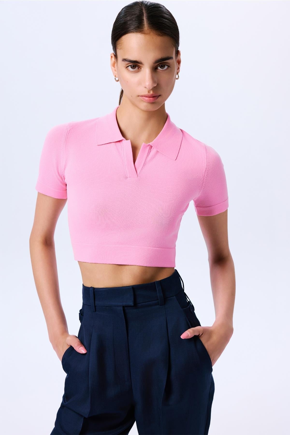 Basic Short Sleeve Crop  Blouse