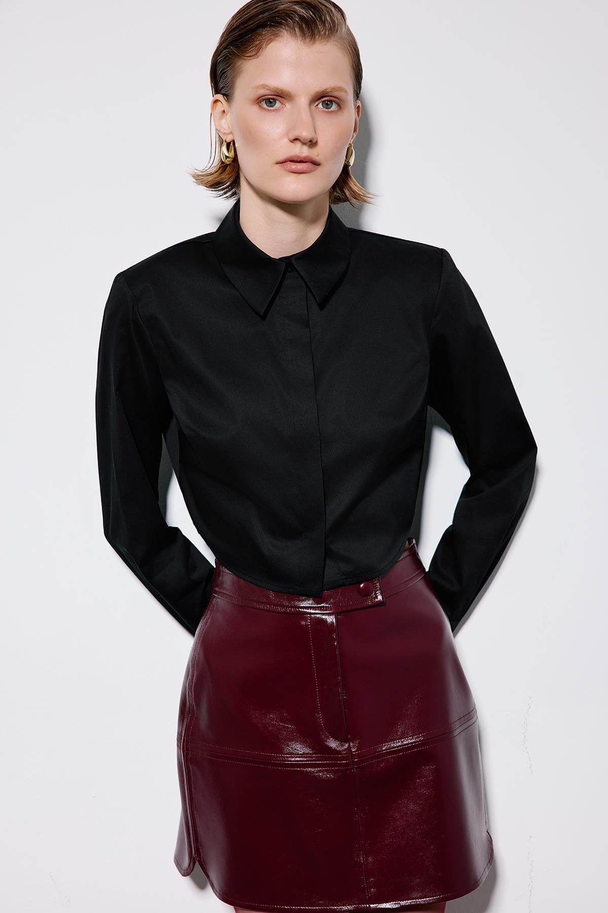 White Poplin Long Sleeve Shirt With Shoulder Pads