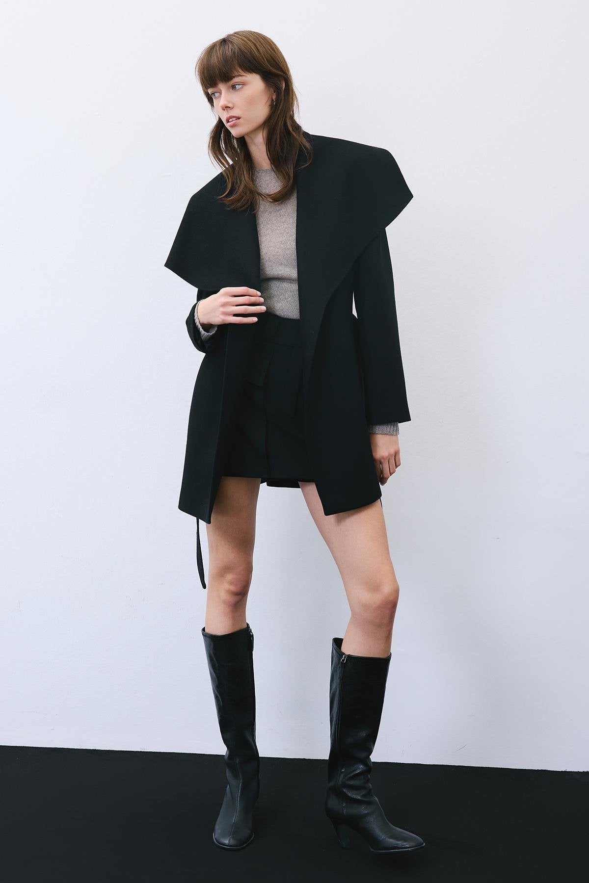 Cashmere Coat with Wide Collar and Belt