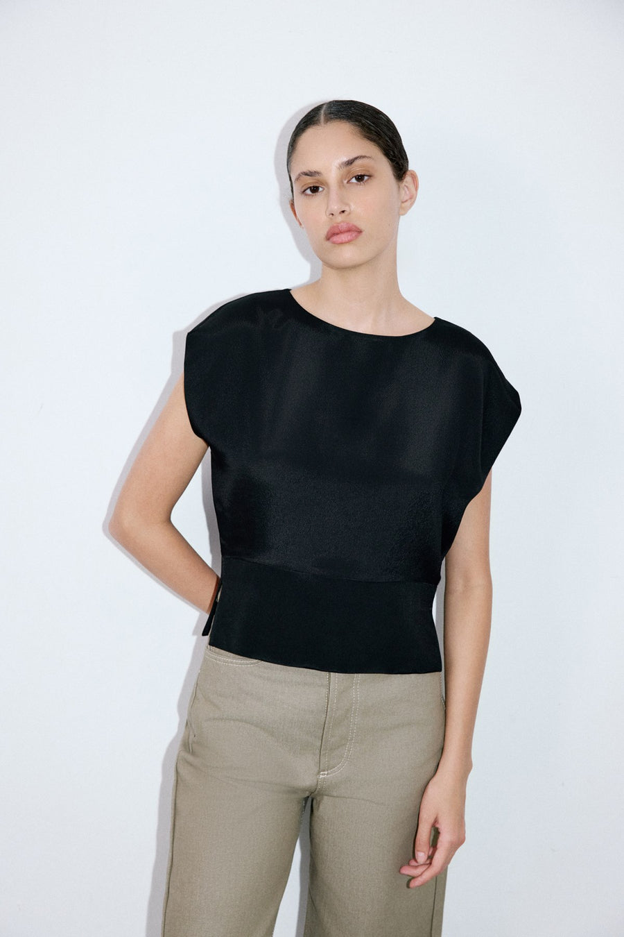 Crew Neck Satin Side Slit  Blouse