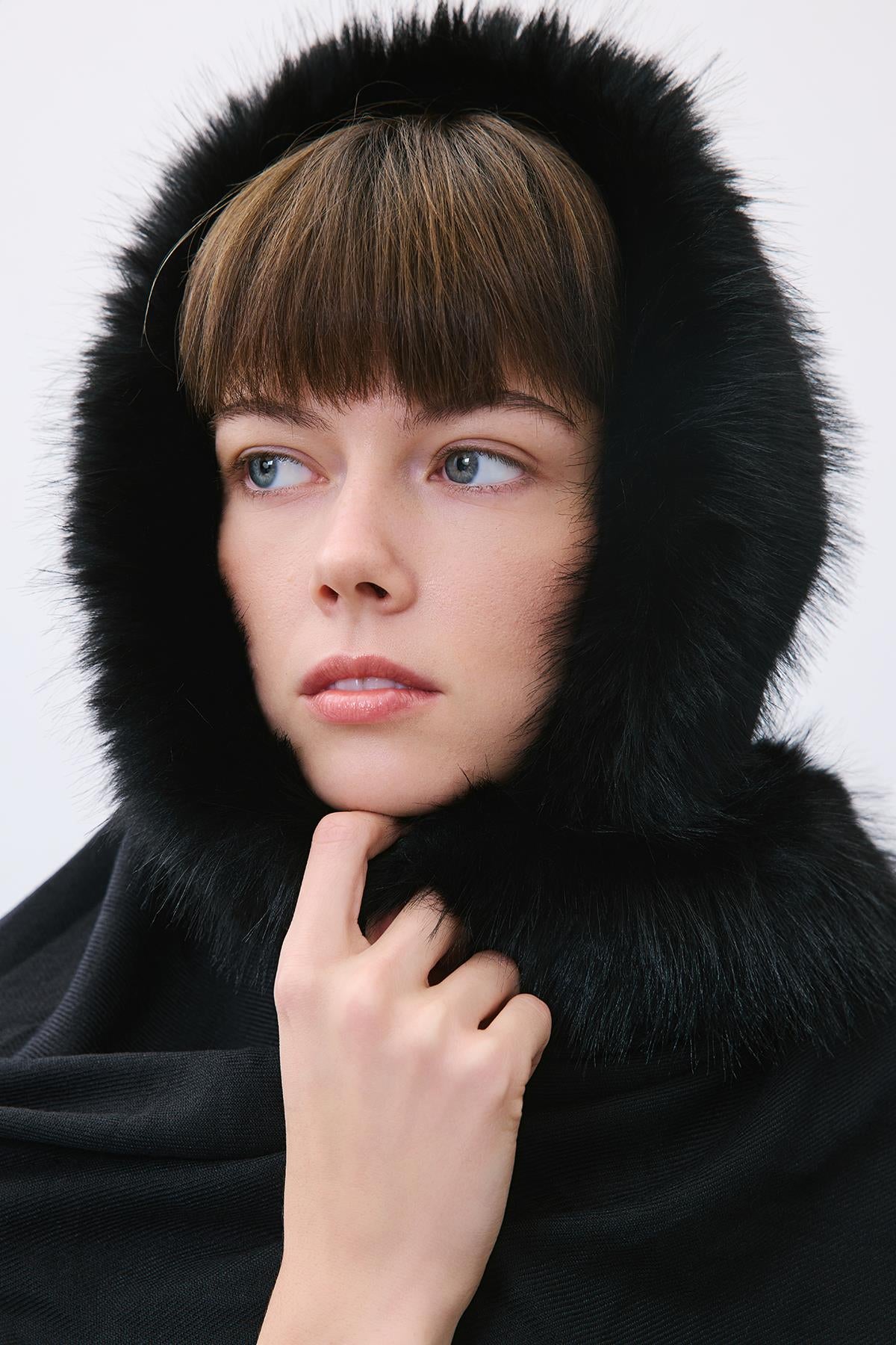 Faux Fur Detailed Fringed  Shawl