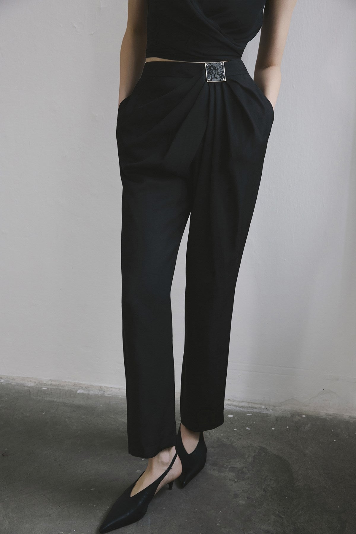 Front Pleated Linen Blend  Trousers