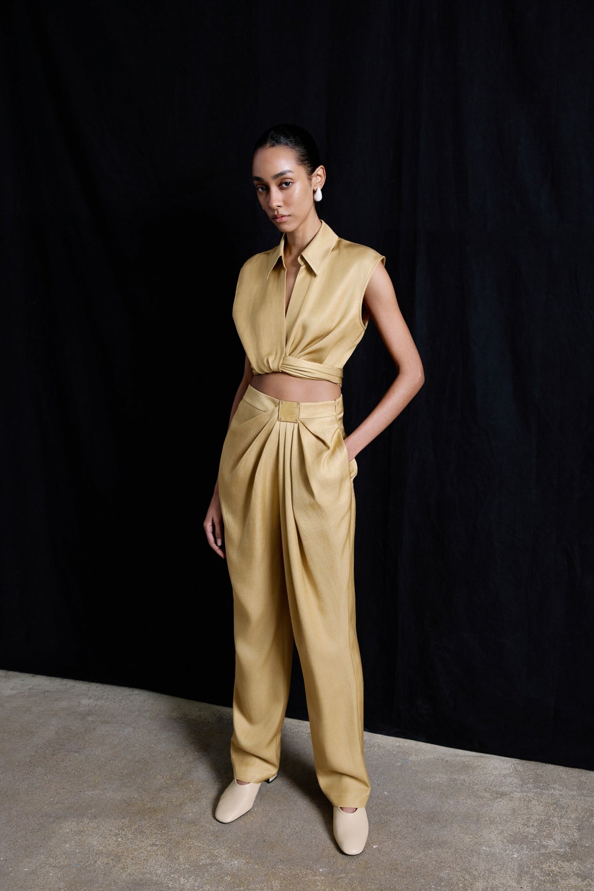 Front Pleated Linen Blend  Trousers
