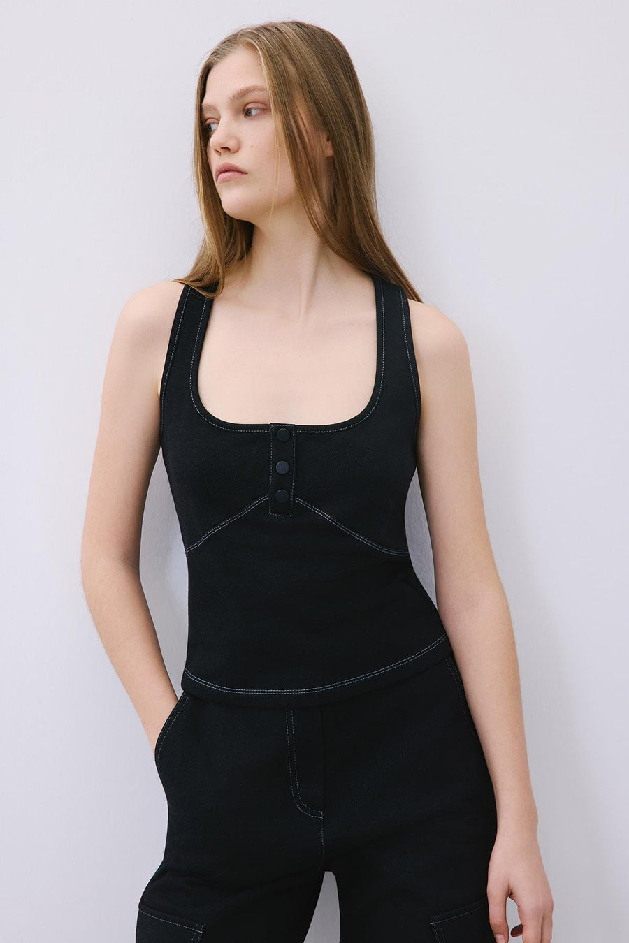 Knit Basic Blouse with Contrast Stitch