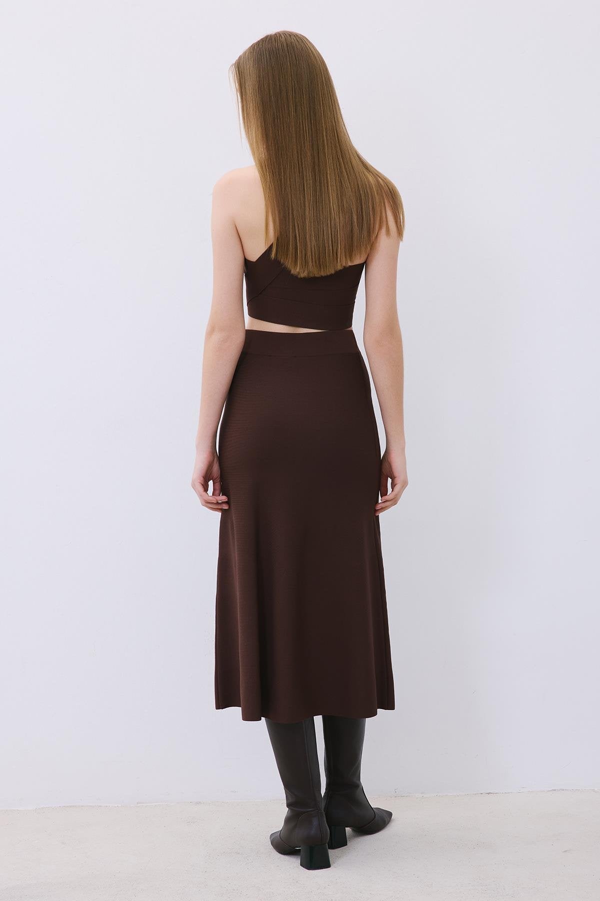 Knit Midi Skirt with Elastic Waist