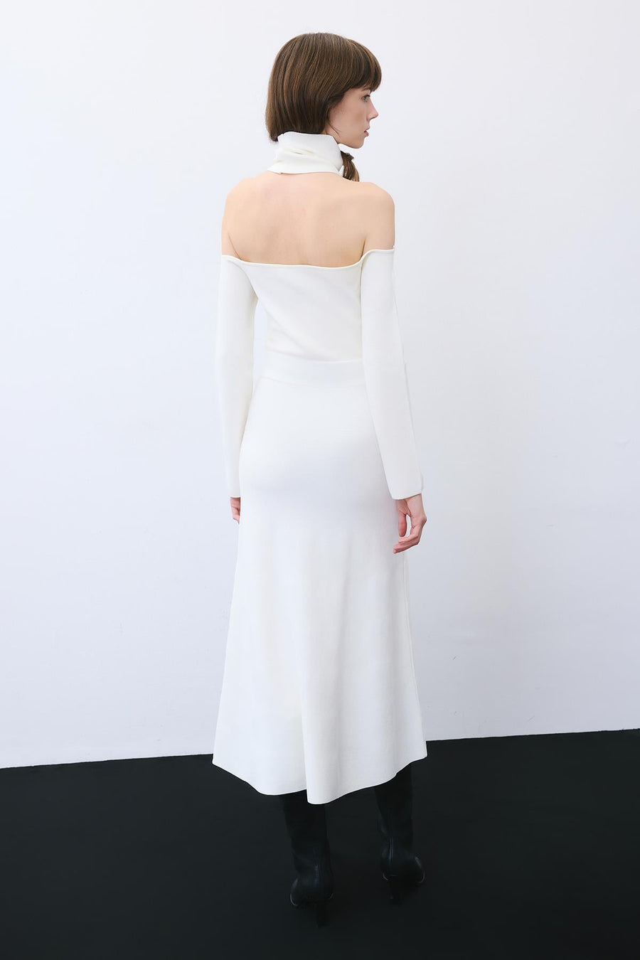 Knit Midi Skirt with Elastic Waist