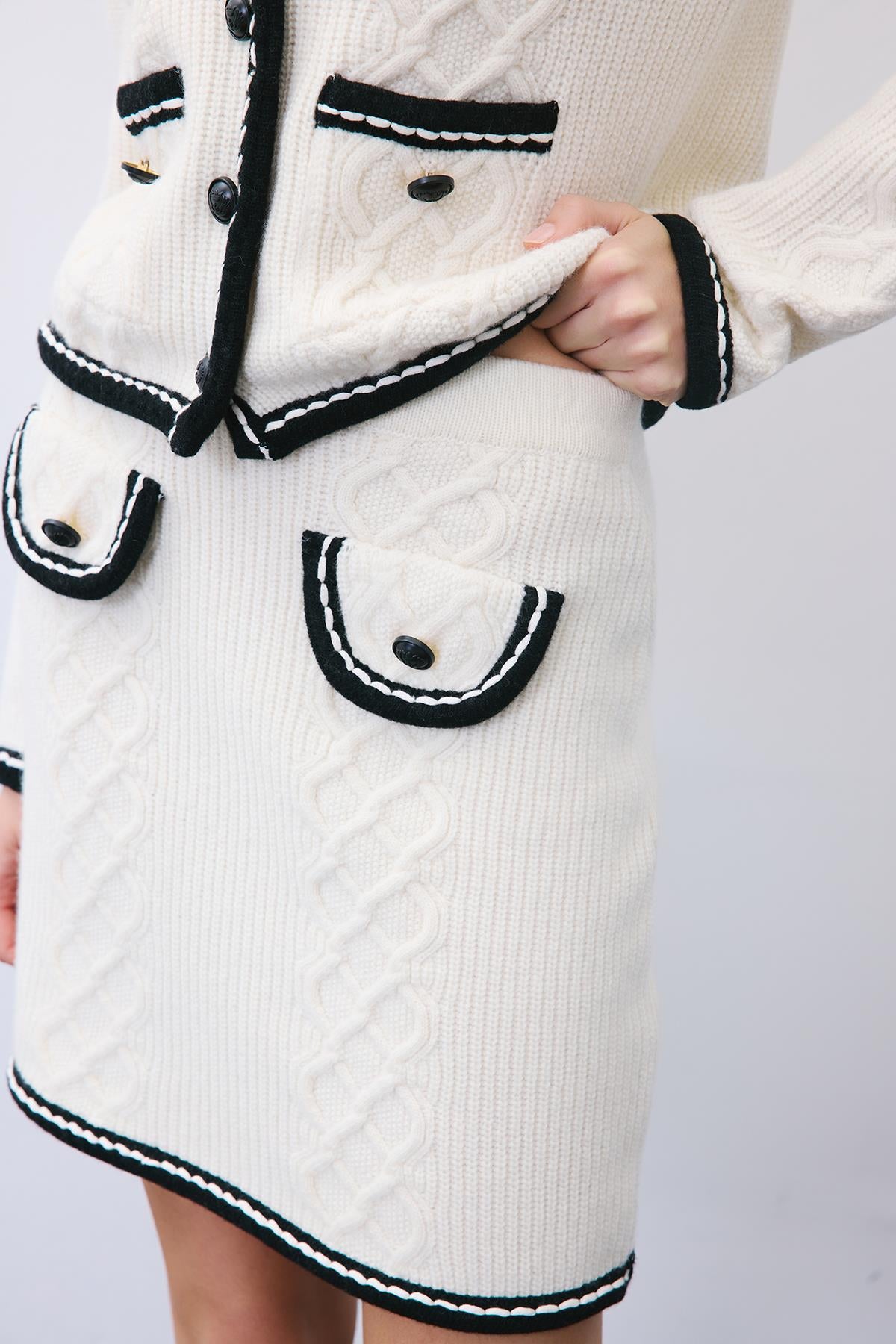 Knit Mini Skirt with Contrast Piping