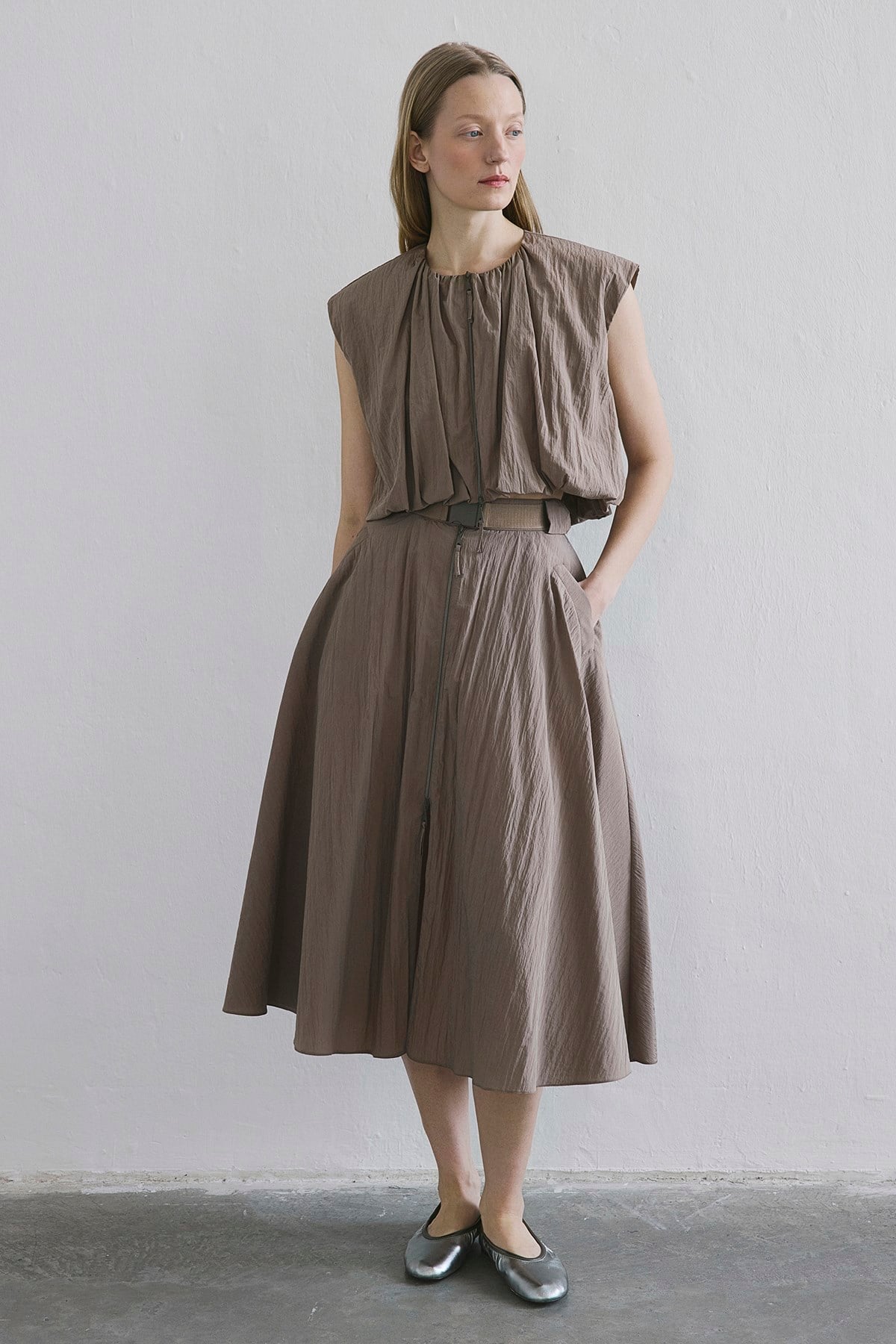 Metal Buckle Flared  Midi Skirt