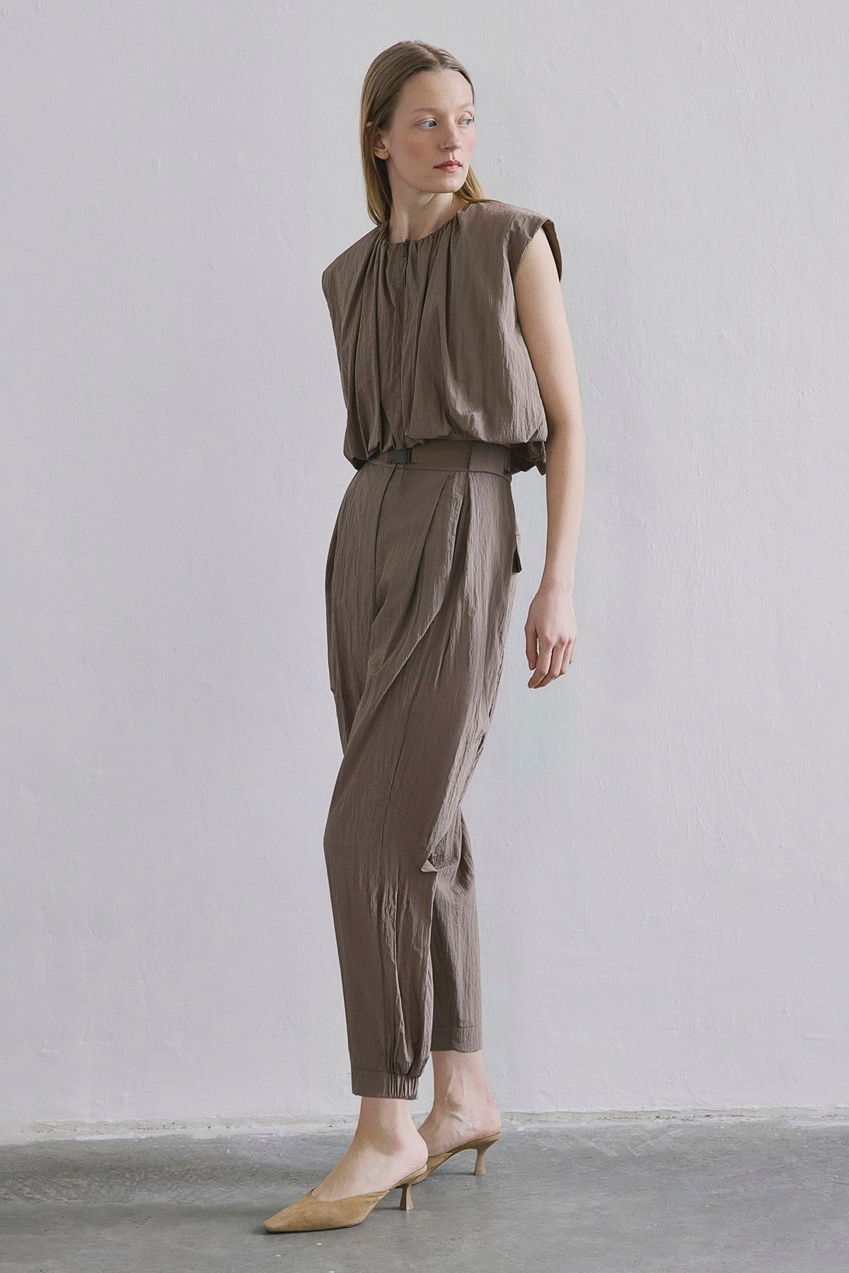 Metal Buckle Pleated Pocket  Pants