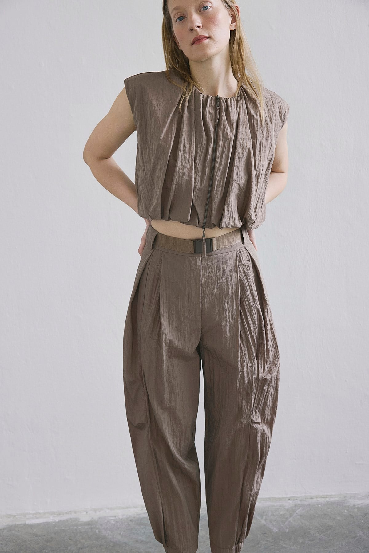 Metal Buckle Pleated Pocket  Pants