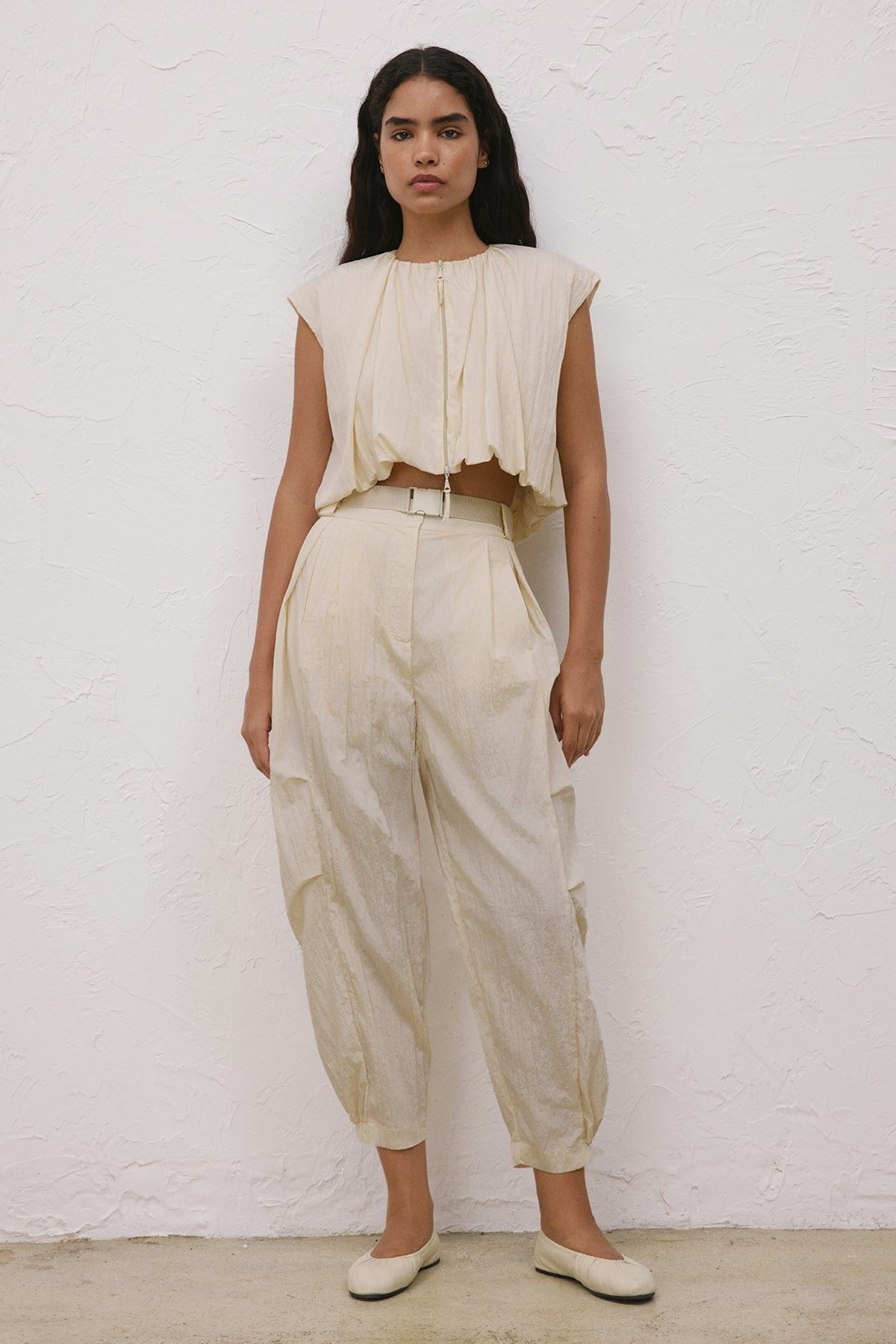 Metal Buckle Pleated Pocket  Pants