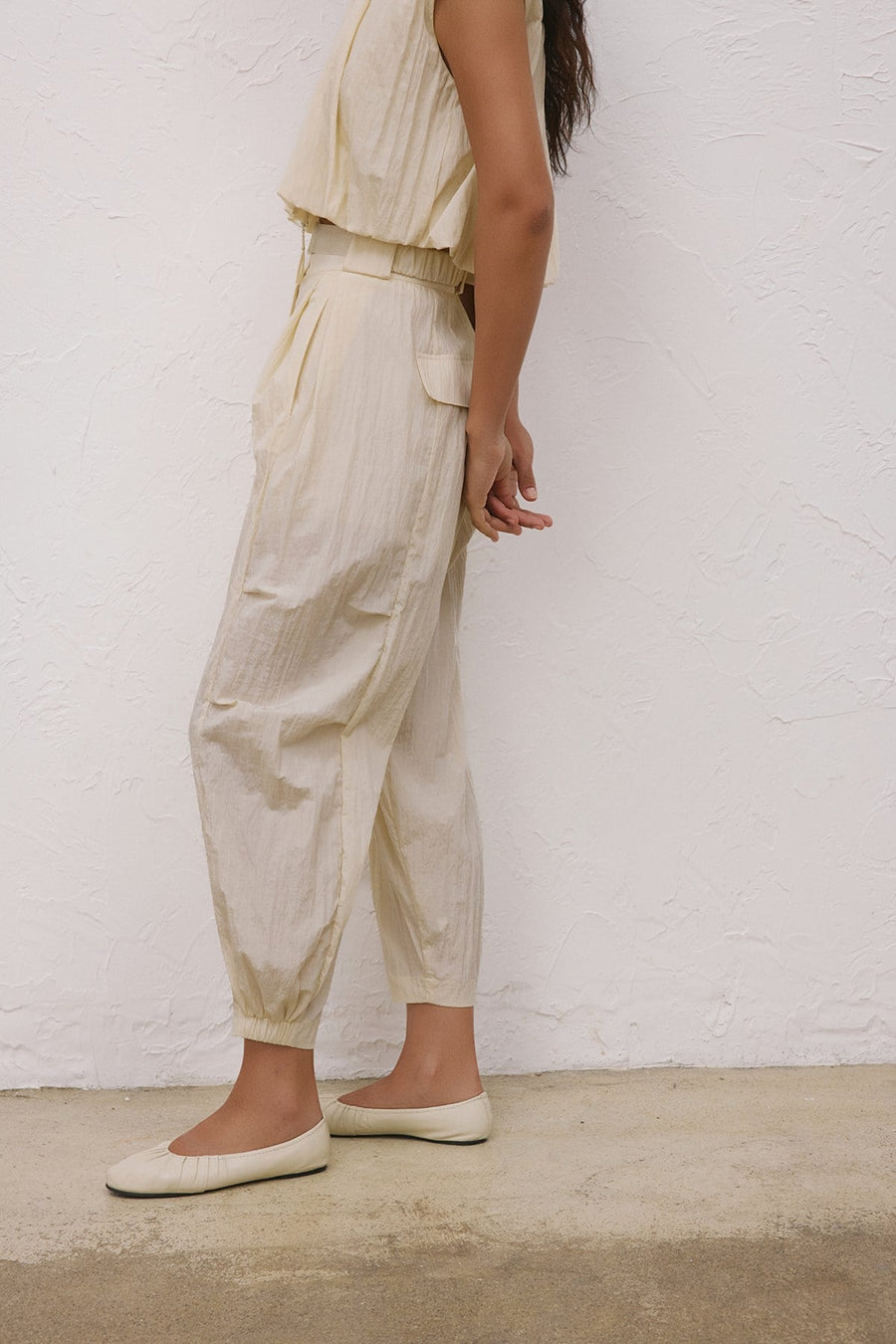 Metal Buckle Pleated Pocket  Pants