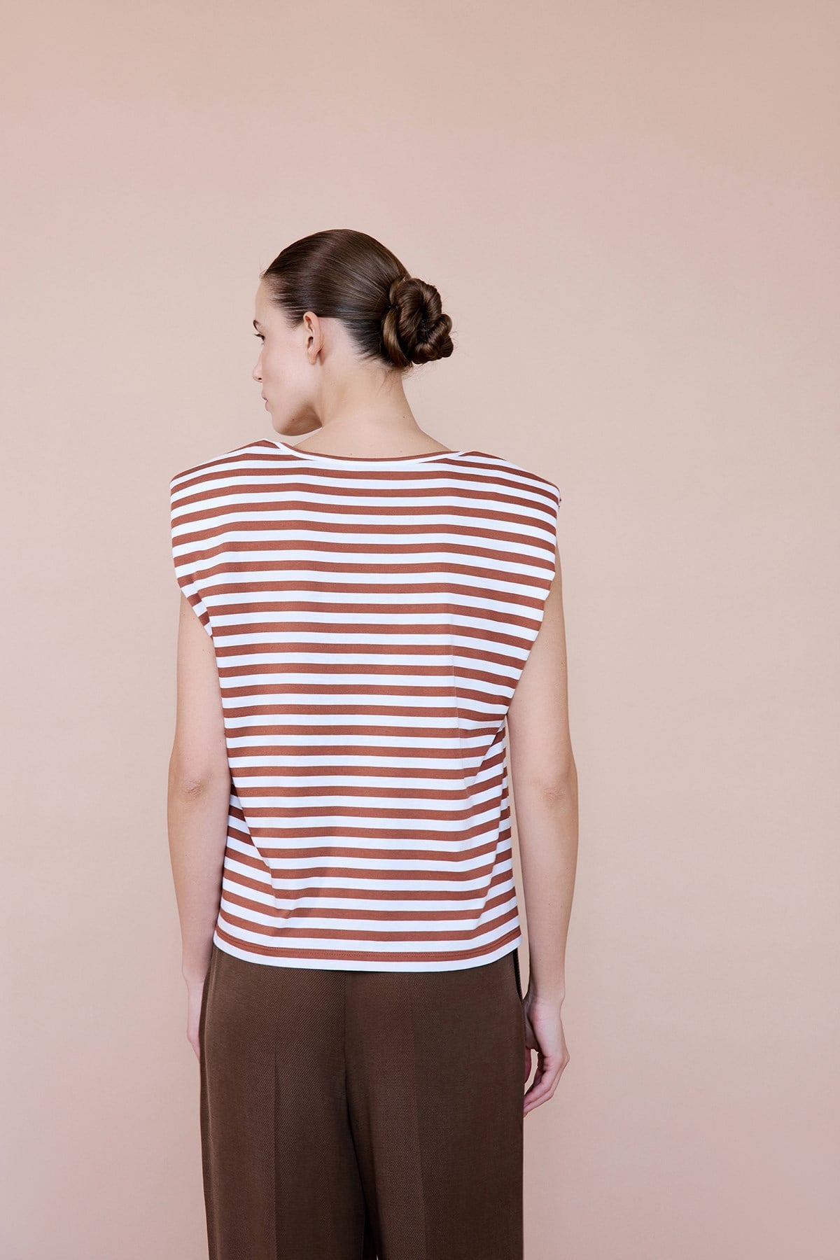 Padded Knit Black White T-shirt