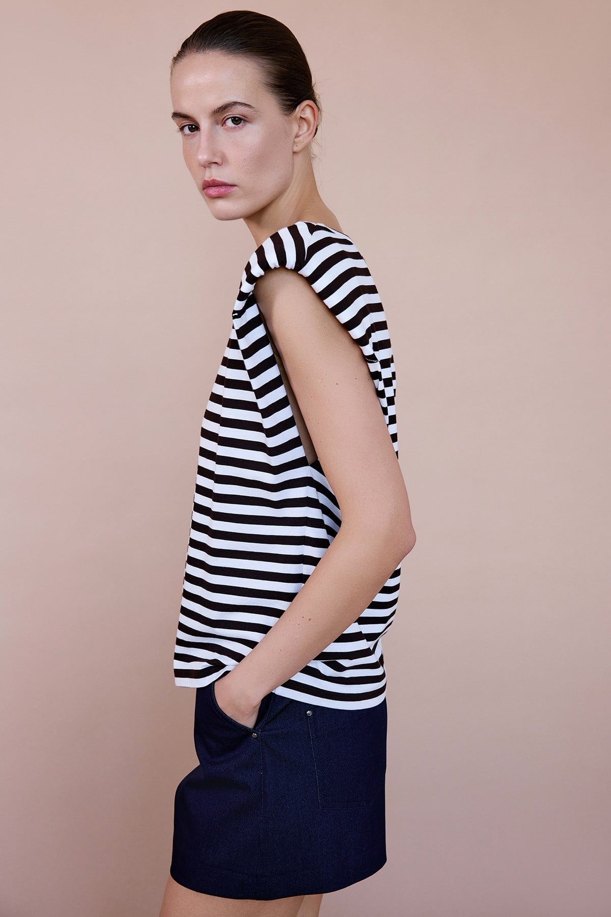Padded Knit Black White T-shirt