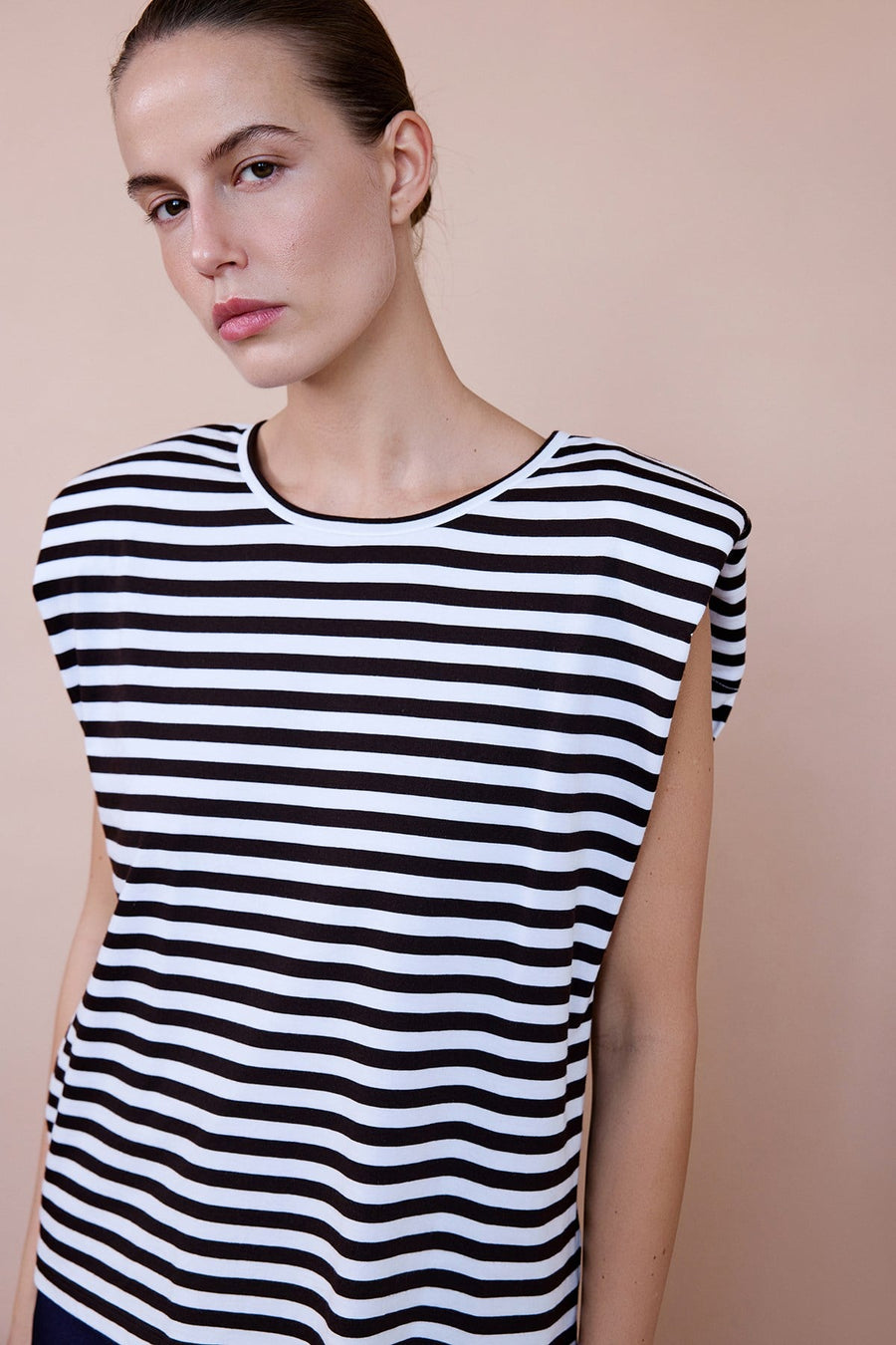 Padded Knit Black White T-shirt