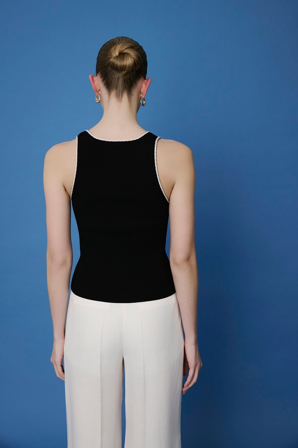 Ribbed V-Neck Knit  Tank Top