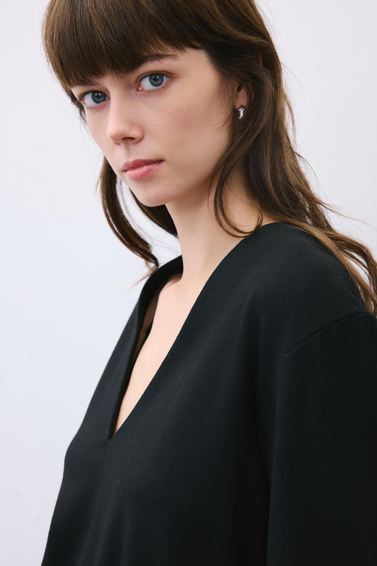 V-Neck Basic  Knit Blouse