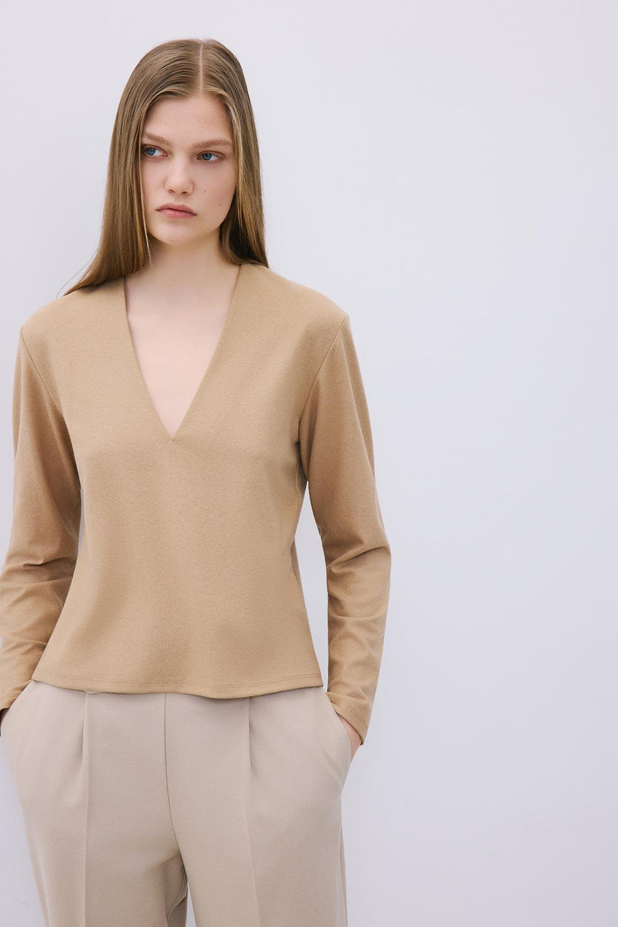 V-Neck Basic  Knit Blouse