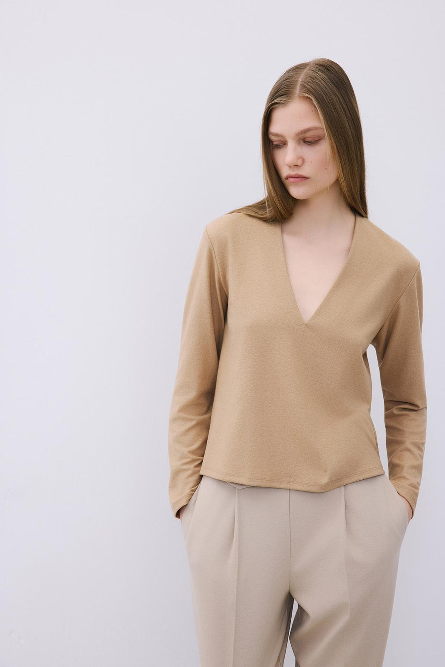 V-Neck Basic  Knit Blouse