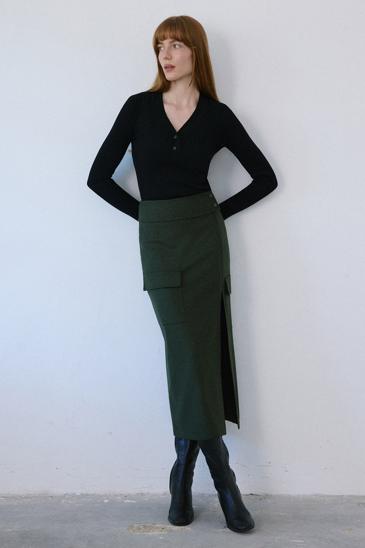 V Neck Ribbed Knit  Sweater