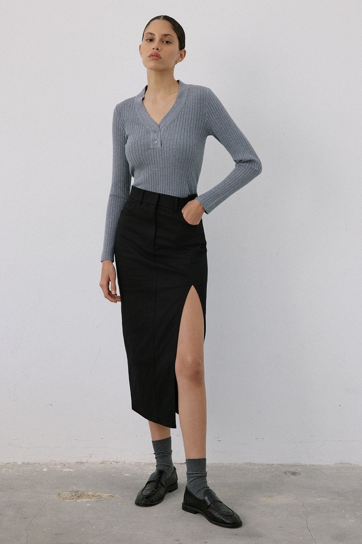 V Neck Ribbed Knit  Sweater